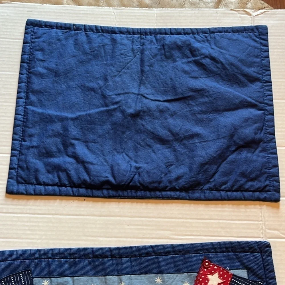 VTG-handmade in USA-USA America placemats set a four. Red white and blue.
